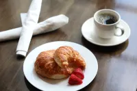 DoubleTree by Hilton Hotel & Suites Victoria - breakfast