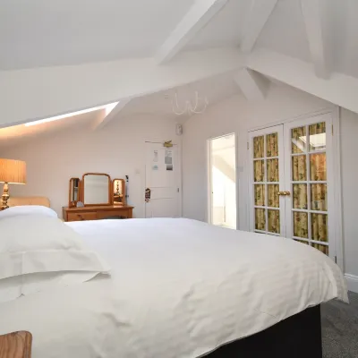 Tenby House Hotels near Tenby North Beach