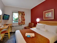 Road Lodge JNB Airport Hotels in Germiston