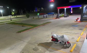Texas Inn and Suites Raymondville