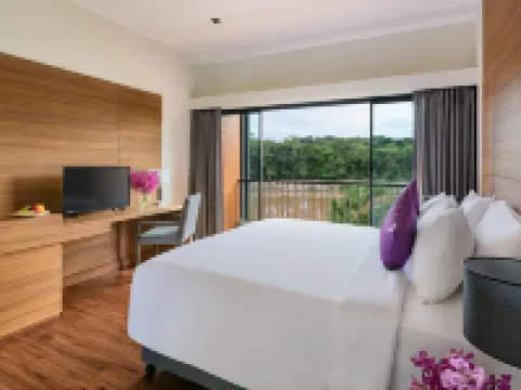 Chainarai Riverside Hotels near Oub Kham Museum