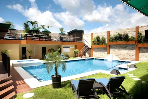 Queens Hotel Angeles City