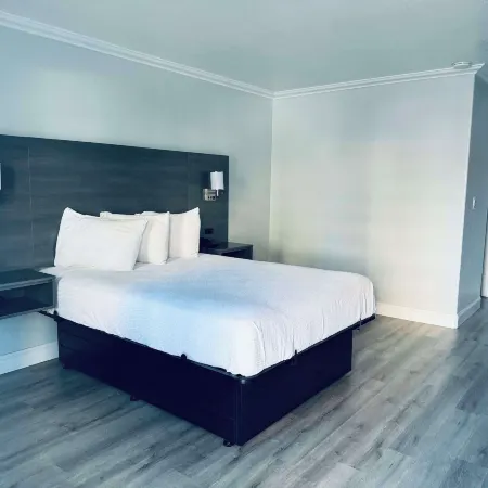 Travelodge by Wyndham Fresno Convention Center Area