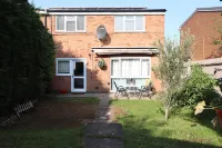 Skyvillion - Valley Way - 3Bed House in Stevenage