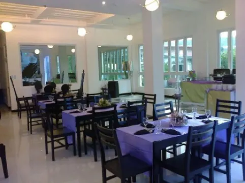 The Apple Peach House