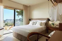 The Nook - Luxury Living at the Edge of Tranquility