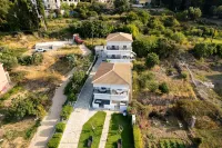 Barefoot Contessa Hotels in Moussata