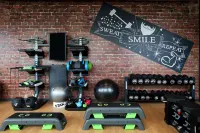 Moxy Rust - Gym