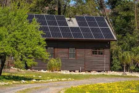 La Ferme Guest Farm Отели рядом с достопримечательностью «Groot Drakenstein Prison»