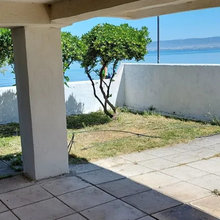 Apartment - Sleeps 2 - Parking - Balcony