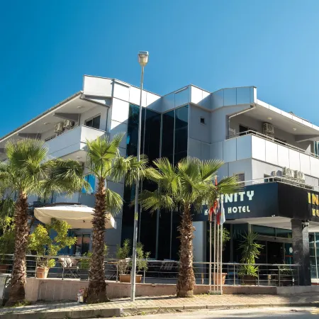 Infinity Hotel Отели рядом с достопримечательностью «Асланбуджак»