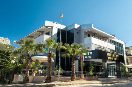 Infinity Hotel Отели рядом с достопримечательностью «Çekirdeksiz Mandalin Camping Kemer Antalya Çadır Karavan Kamp Alanı»