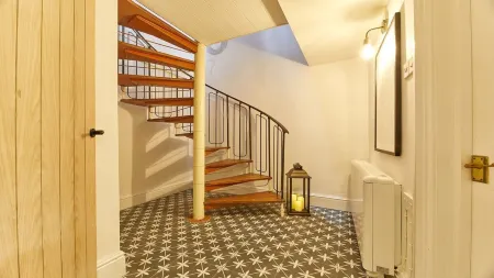 Host & Stay - the Burrow