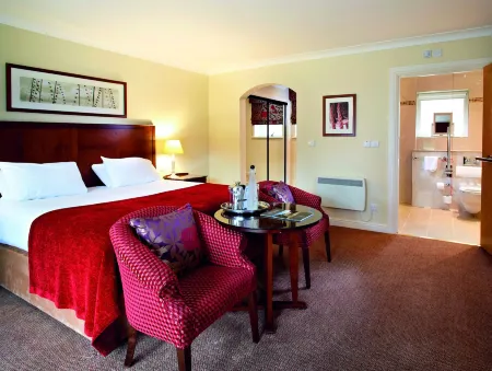 Macdonald Elmers Court Hotel and Resort