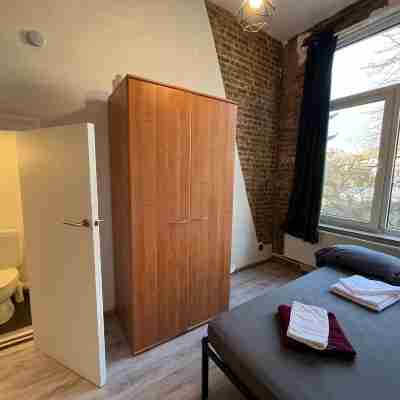 European District Studios Rooms