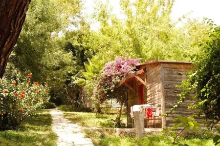 Likya Lodge Adrasan Отели в г. Кумлуджа