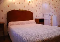 Au Domaine de Rimou Hotels in Erce-pres-Liffre