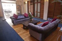 The Savoy Double Bay Hotel Hotels in Edgecliff