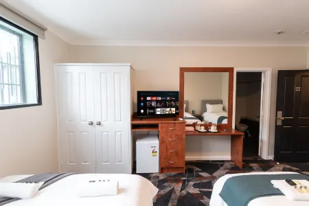 Harp Hotel Отели рядом с достопримечательностью «Wollongong Head Lighthouse»