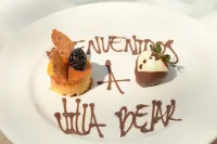 โรงแรม และ ร้านอาหาร วิลลา เบจาร์ กูเอร์นาวากา - พร้อมอาหารเช้า