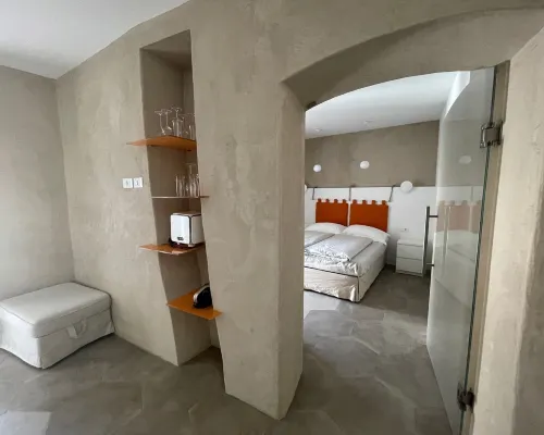 Rennweg 114 "BELAMI LIVING" Hotels in Merano