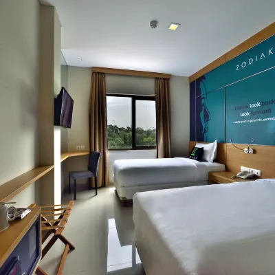 Zodiak MT Haryono by Kagum Hotels Hotels near Cawang