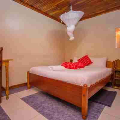 Sunshine Hotel Tengecha Rooms