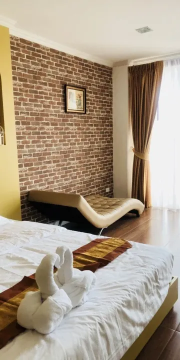 ห้องดีลักซ์ เตียงคิงไซส์ ปลอดบุหรี่