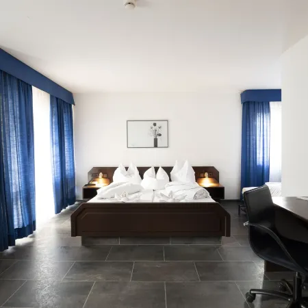 Hotel Astoria am Urachplatz