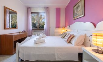 Villa Vacanze Paradiso - Oasi di Tranquillità Con Piscina e Giardino a 10 Min Dal Mare