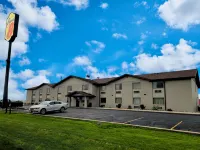 Super 8 by Wyndham Perham Hotels in Perham