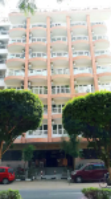 New Pola Hotel