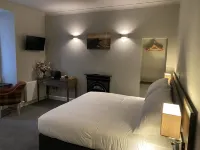 House of Juniper - the Manse Hotels in Kyleakin