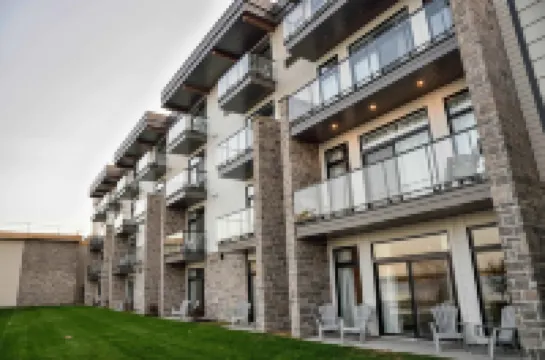 La Cache du Lac Champlain Hotels in 