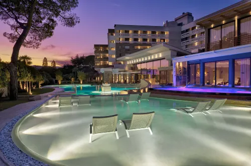 Esplanade Tergesteo - Luxury Retreat - Hot Springs