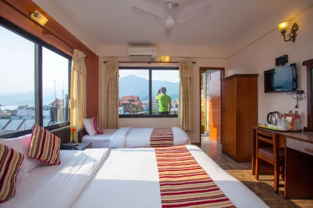 Hotel Crystal Palace