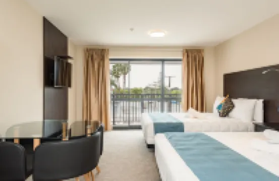 돌핀 모텔 파이히아