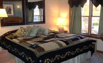 Sturbridge Country Inn