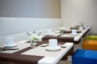Hotel Mediterraneo - breakfast