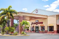 Howard Johnson by Wyndham Ft. Myers FL Hotels in Fort Myers