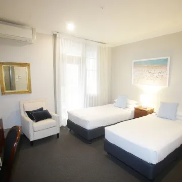 Hotel Bondi Hotels near Sydney Eastern Suburbs