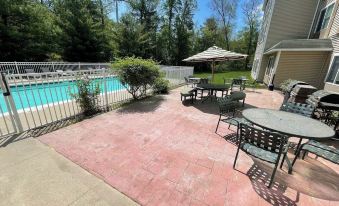 Country Inn & Suites by Radisson, Lake George Queensbury, NY
