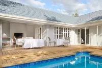 Outeniqua Inn - Pools
