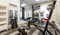 Imperia Hôtel et Suites Boucherville - Phòng Gym