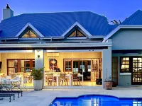Summit Place Guesthouse Hotels in Constantia