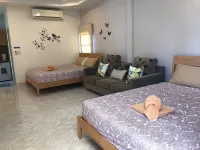 Bangchong Marina Resort Hotels in Tha Yang District