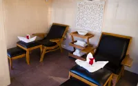 Asia Spa Resort Centrally Heated for Your Comfort Just a 10-Minute Drive from McLeod Ganj Market - spa
