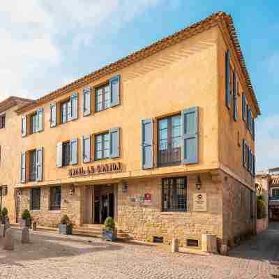 Hôtel Le Donjon - Coeur de la Cité Médiévale Hotel Exterior