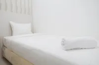 Exquisite Bassura City Apartment Near Shopping Mall - Kitchenette