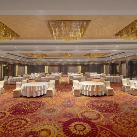 Radisson Blu Kaushambi Delhi NCR